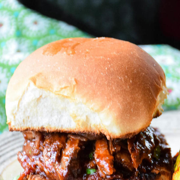 BBQ Beef Brisket Sandwich #SundaySupper