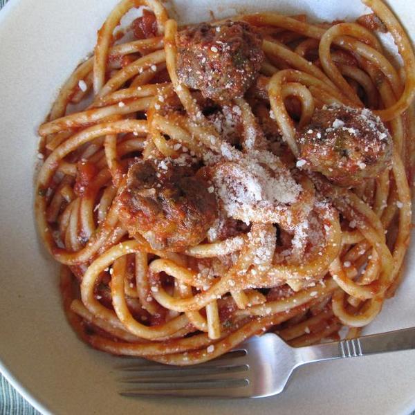 Perciatelli And Meatballs